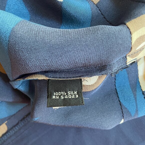 Vintage Size Large Banana Republic silk dress - Picture 5 of 9
